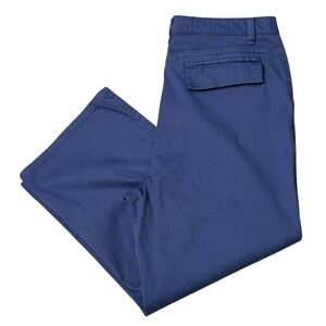 Women’s M Dusty Blue Wide Leg Cropped Chino Pants